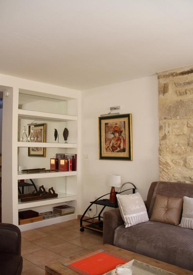 Agreable Maison De Ville Eyragues Экстерьер фото