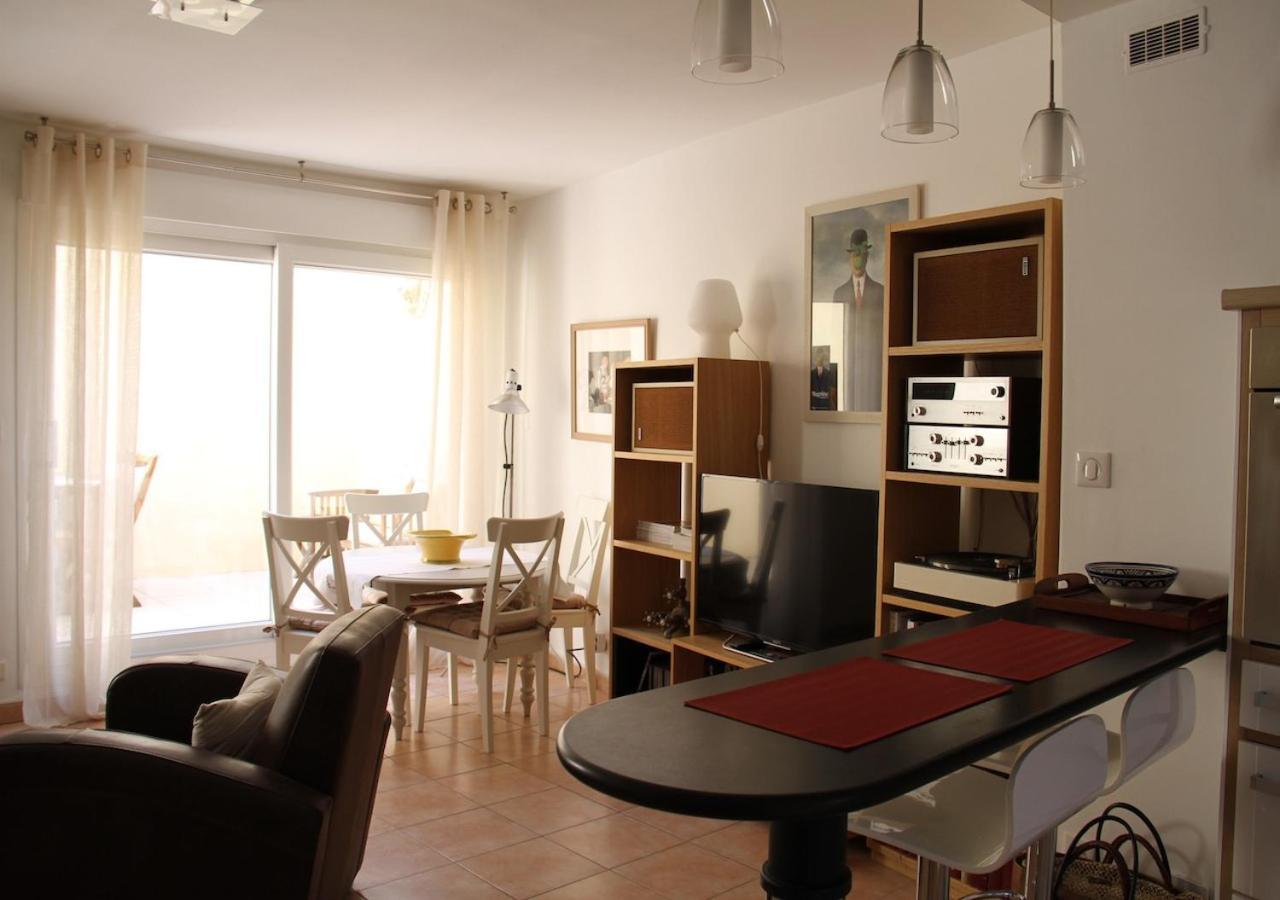 Agreable Maison De Ville Eyragues Экстерьер фото