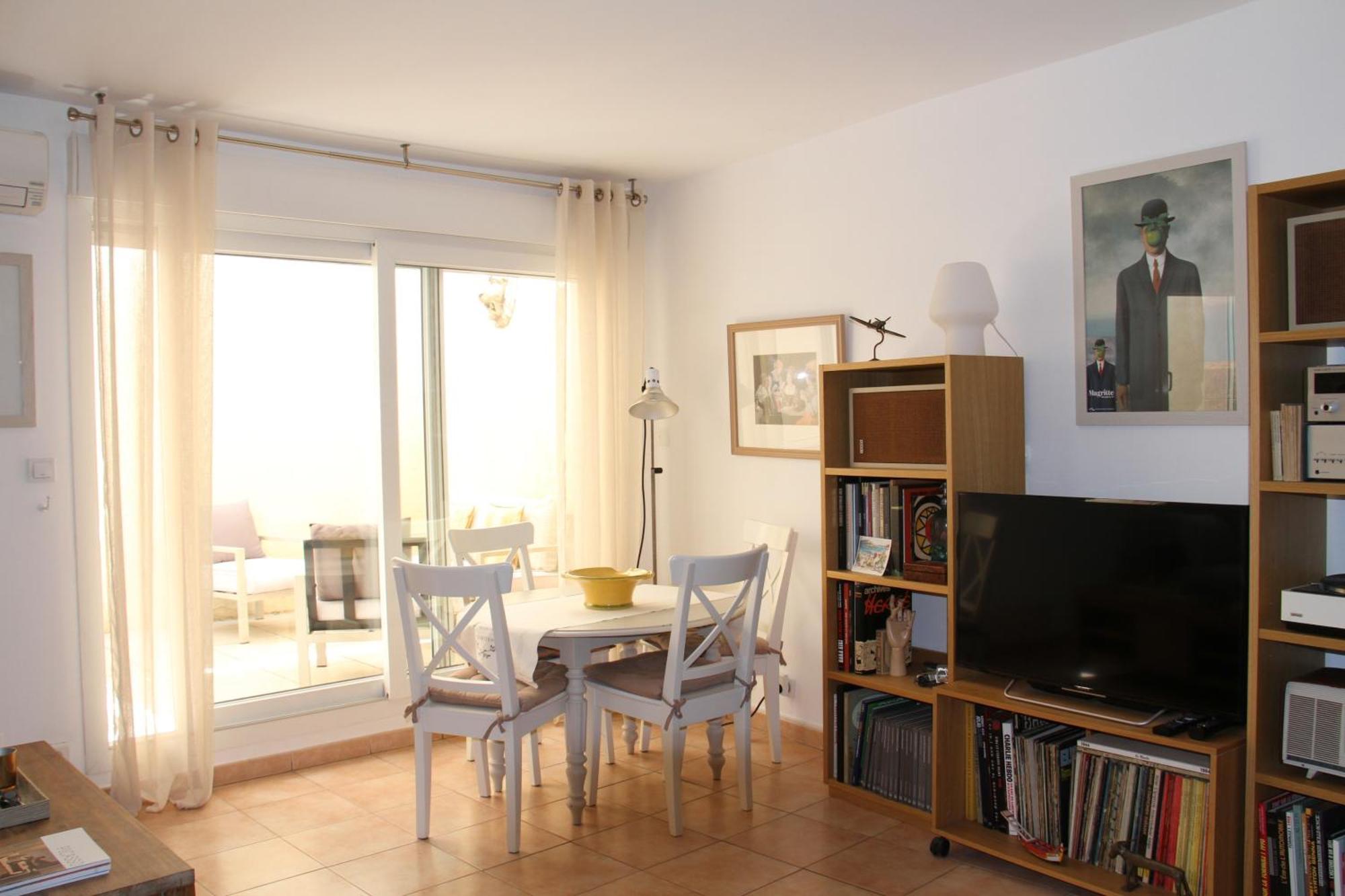 Agreable Maison De Ville Eyragues Экстерьер фото